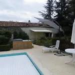 Sejour Authentique-piscine Privee Chauffee- Et Nature Semesterbostad