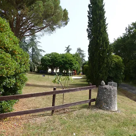Semesterbostad Sejour Authentique-piscine Privee Chauffee- Et Nature *